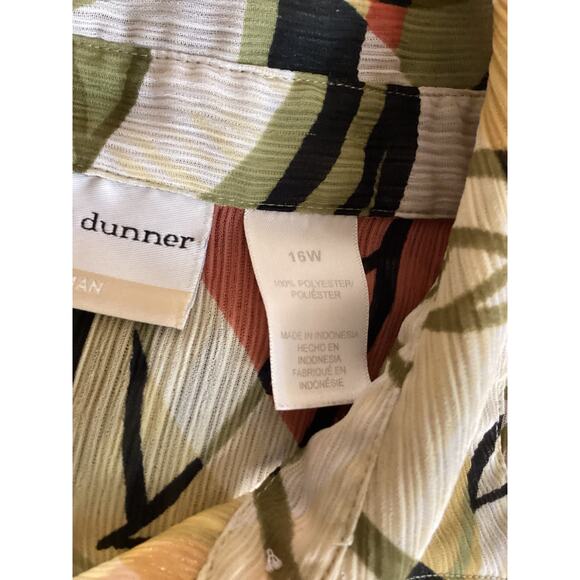 Alfred Dunner Sheer Leaf Print Blouse Women’s 16W Button-Up, Lightweight & Breez - Picture 6 of 7